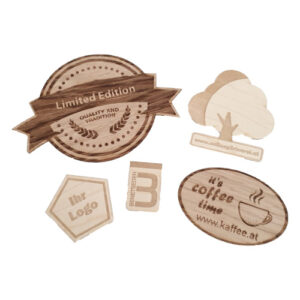 Holzaufkleber konfigurieren - individuelle Größe und Format - Made in Austria